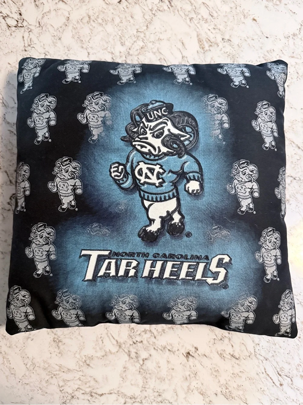 UNC Tarheels Hoodie Sweatshirt Carolina Blue Mascot Log (size XXL)